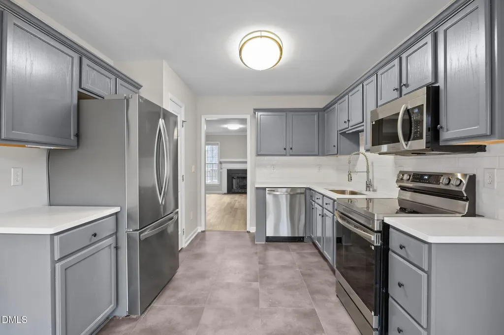 2813 Bedfordshire Court Raleigh NC 27604