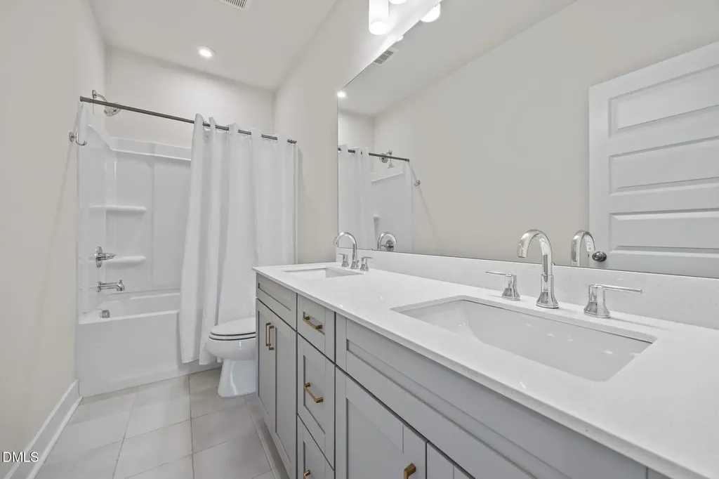 521 Roycroft Drive Wake Forest NC 27587