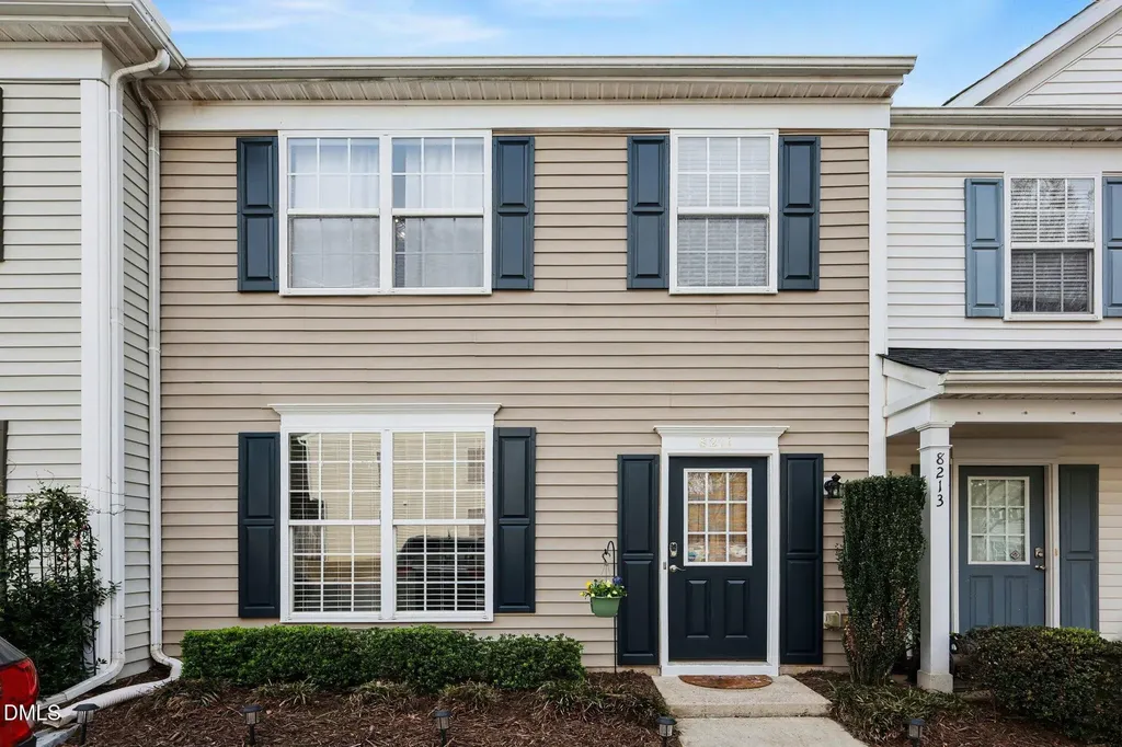 8211 Rhiannon Road Raleigh NC 27613