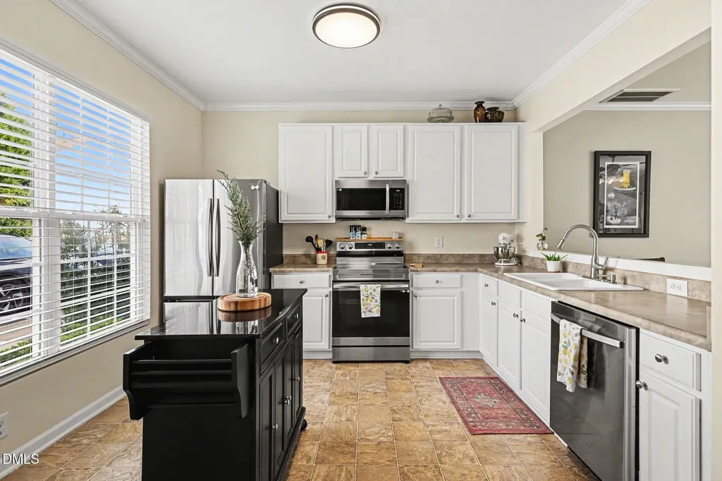 8211 Rhiannon Road Raleigh NC 27613