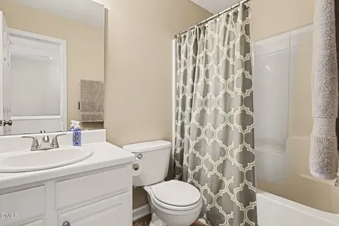 8211 Rhiannon Road Raleigh NC 27613