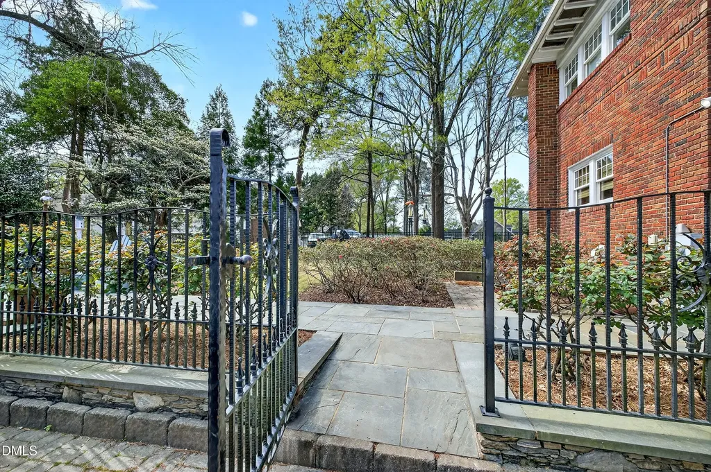 521 S Main Street Wake Forest NC 27587