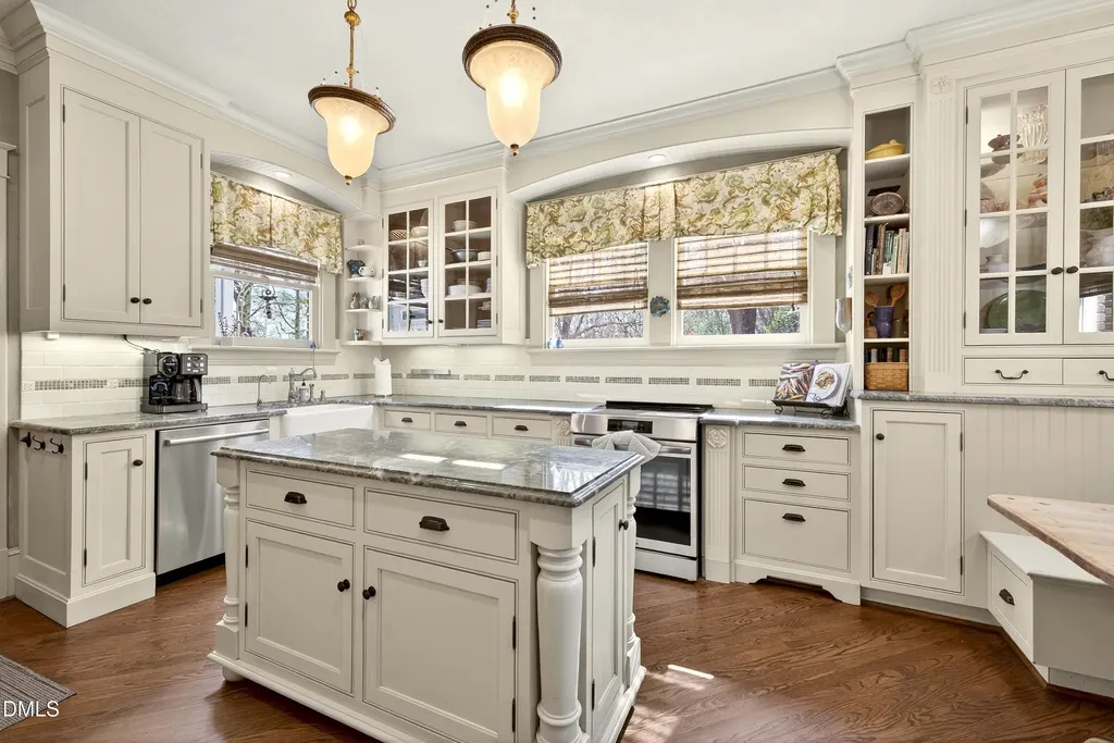 521 S Main Street Wake Forest NC 27587
