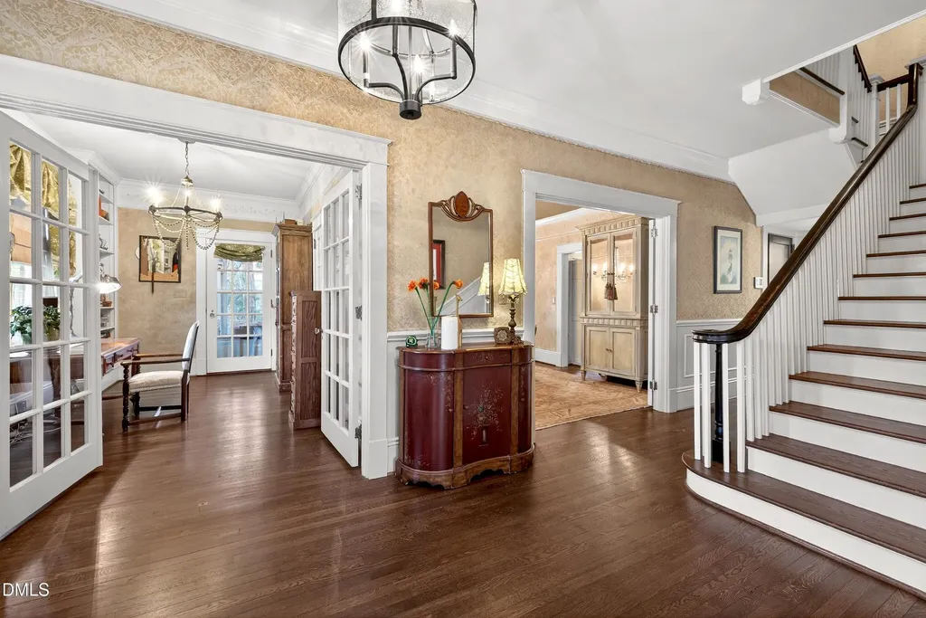521 S Main Street Wake Forest NC 27587