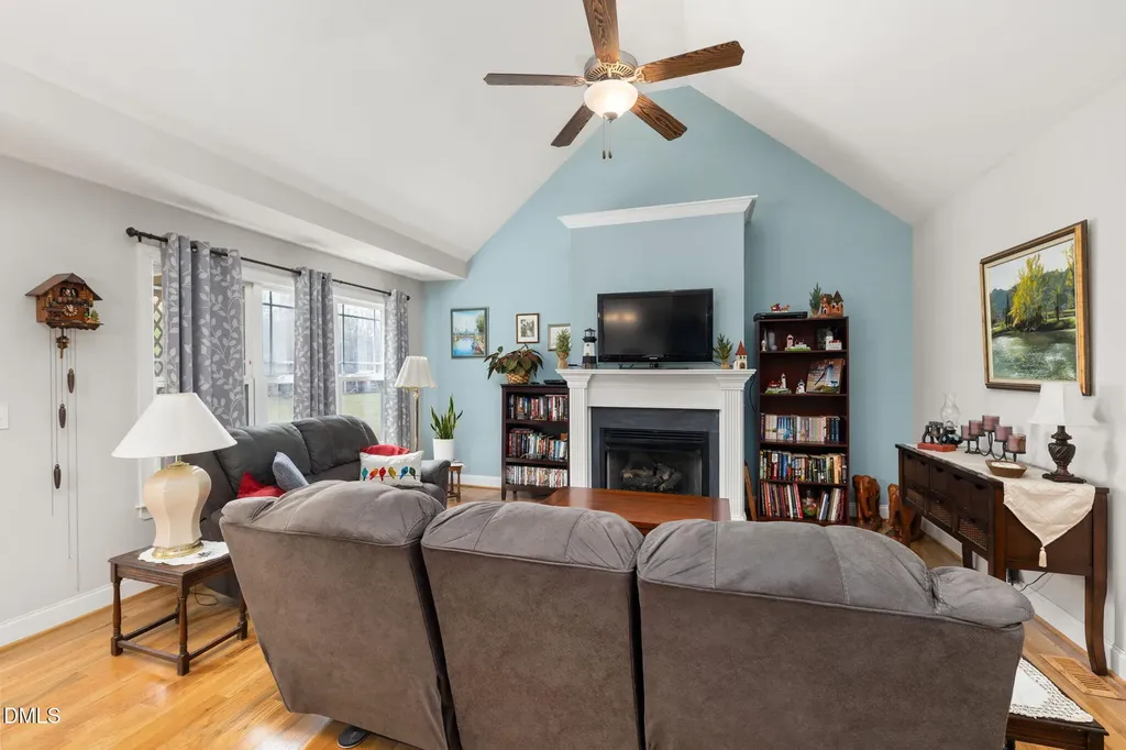 245 Oxfordshire Drive Fuquay Varina NC 27526