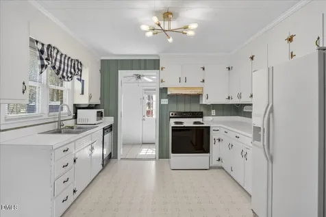 2118 Nutbush Road Henderson NC 27537