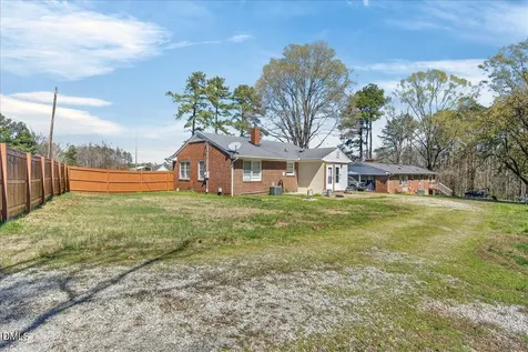 2118 Nutbush Road Henderson NC 27537