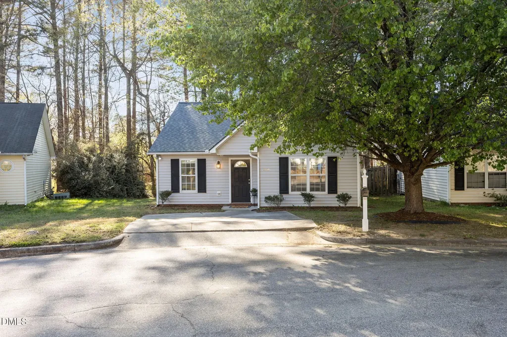 2208 Walnut Ridge Court Raleigh NC 27610