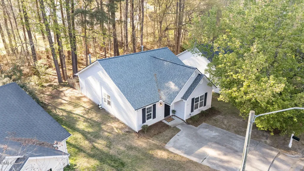 2208 Walnut Ridge Court Raleigh NC 27610
