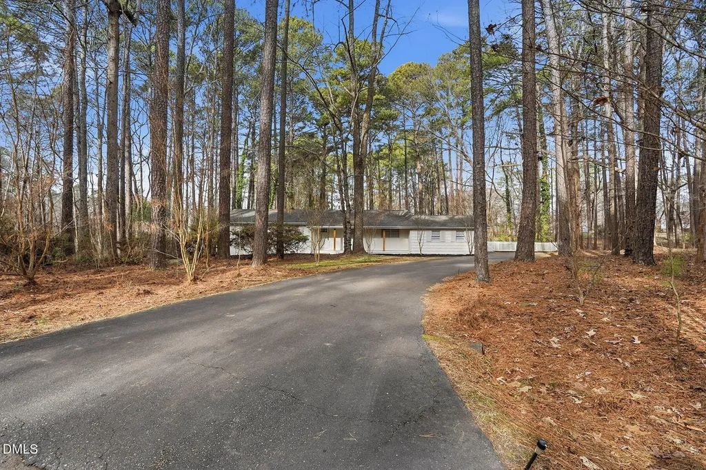 5112 Laurie Drive Raleigh NC 27606