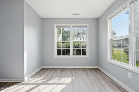 2826 Herndon Village Way Raleigh NC 27610