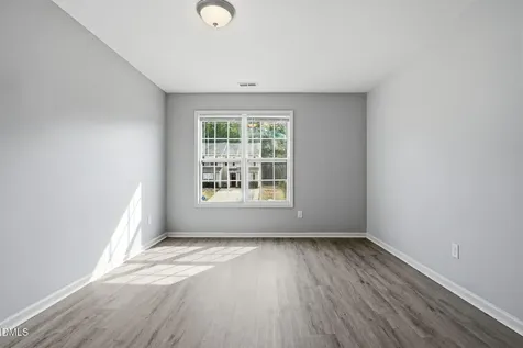 2826 Herndon Village Way Raleigh NC 27610