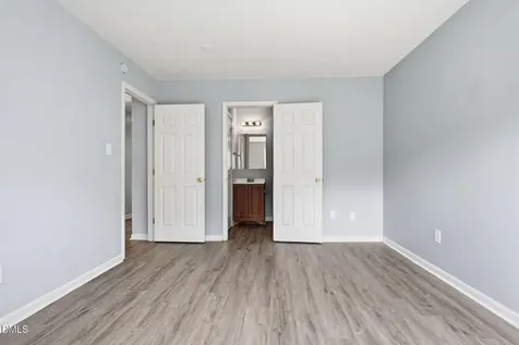 2826 Herndon Village Way Raleigh NC 27610