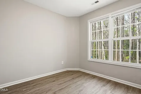 2826 Herndon Village Way Raleigh NC 27610