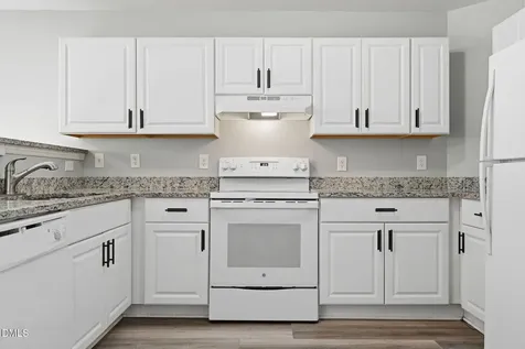 2826 Herndon Village Way Raleigh NC 27610