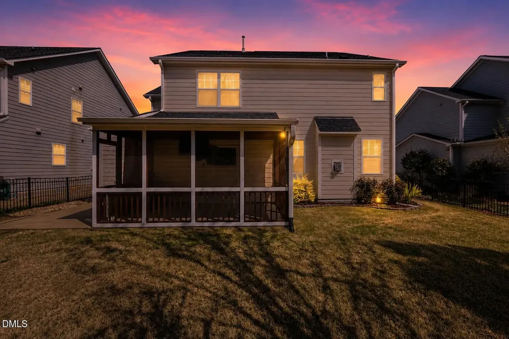 745 Lake Artesia Lane Fuquay Varina NC 27526