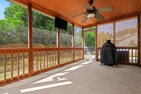 745 Lake Artesia Lane Fuquay Varina NC 27526