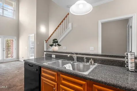 842 Queen City Crescent Apex NC 27523