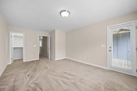 842 Queen City Crescent Apex NC 27523