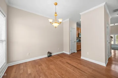 842 Queen City Crescent Apex NC 27523