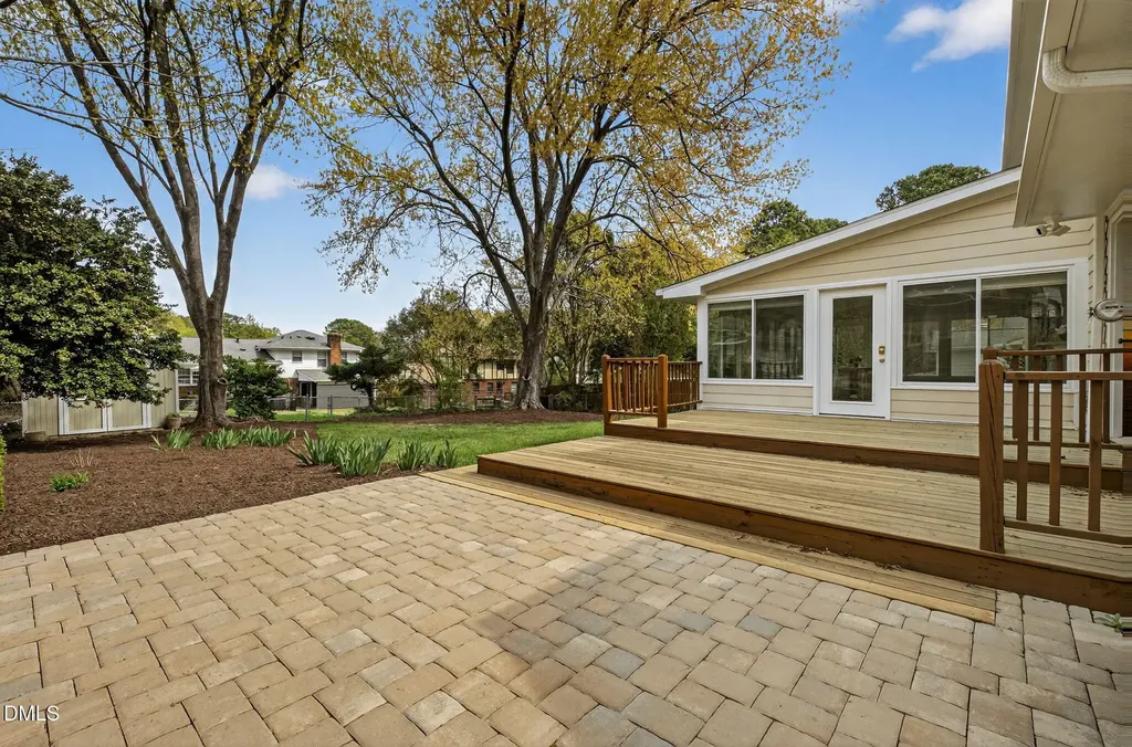 417 Crescent Court Raleigh NC 27609