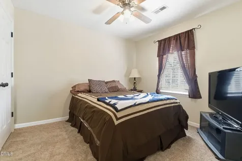 6617 Wateroak Drive Willow Springs NC 27592