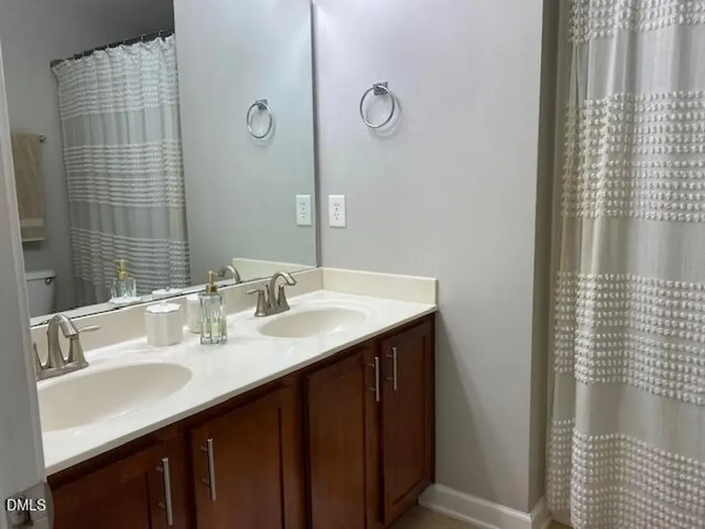 8017 Sunset Branch Court Raleigh NC 27612
