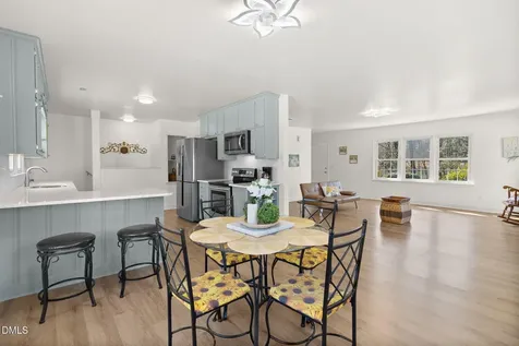 95 Windsor Street Goldston NC 27252