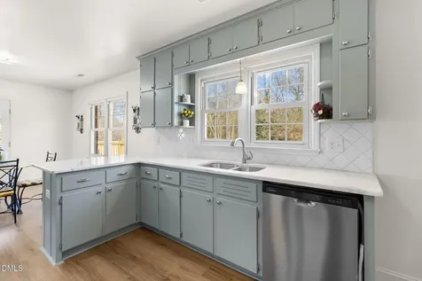95 Windsor Street Goldston NC 27252