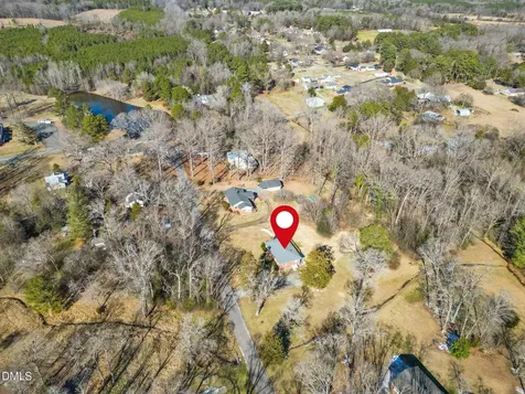 95 Windsor Street Goldston NC 27252