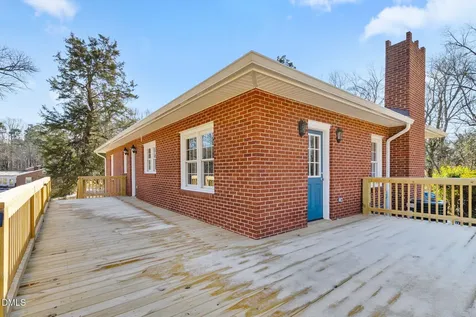 95 Windsor Street Goldston NC 27252