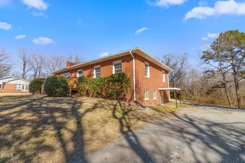 95 Windsor Street Goldston NC 27252