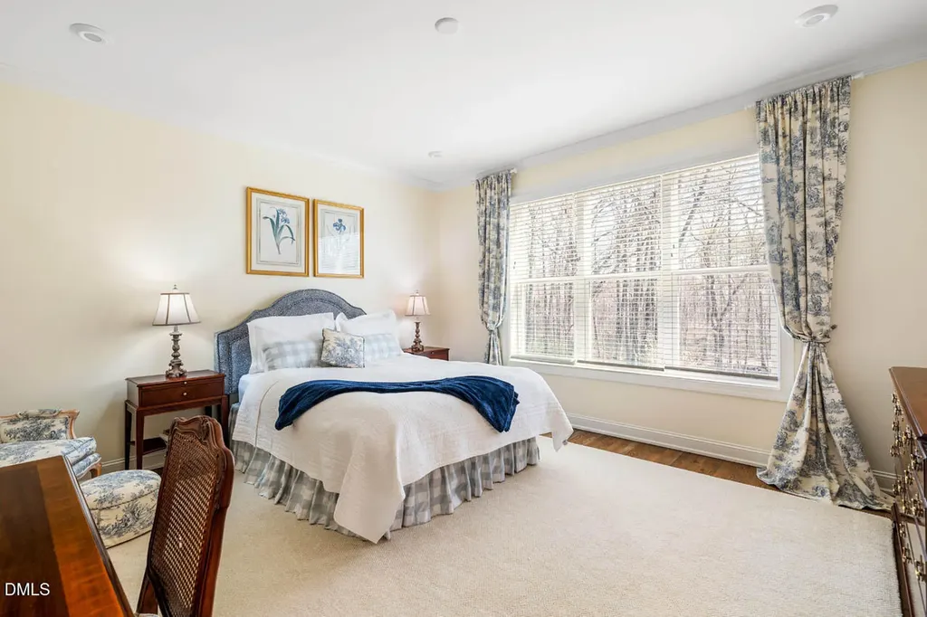 57 Vandalia Avenue Chapel Hill NC 27516