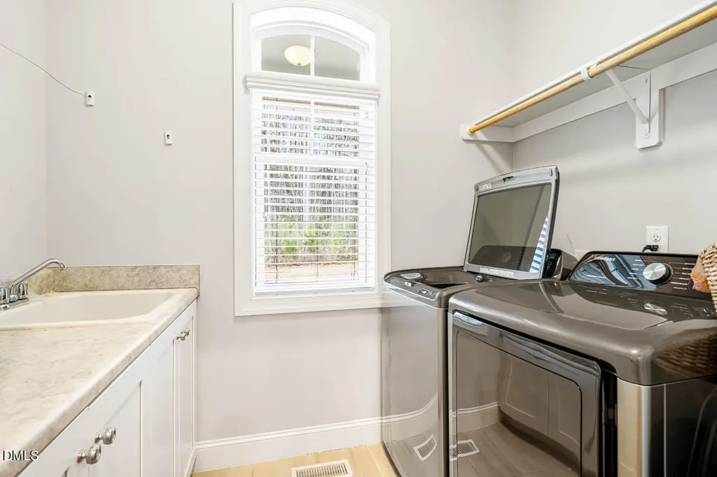 57 Vandalia Avenue Chapel Hill NC 27516