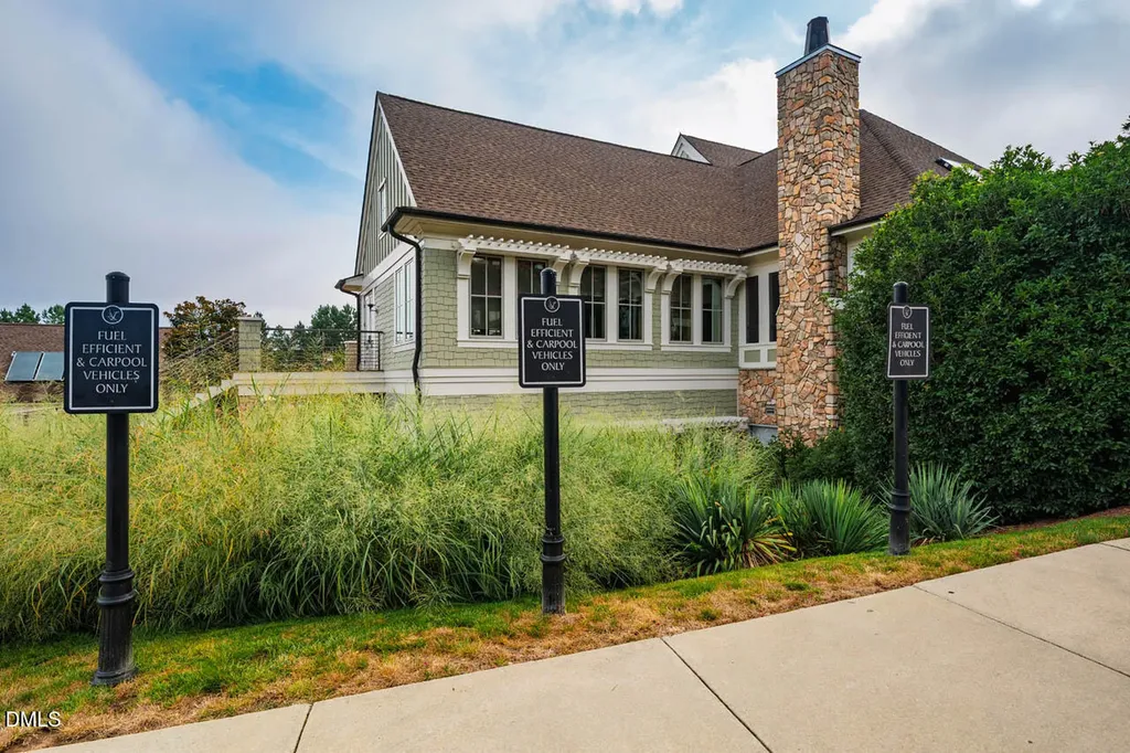 57 Vandalia Avenue Chapel Hill NC 27516