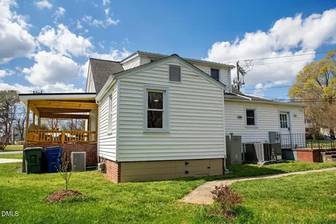 414 S Maple Street Graham NC 27253