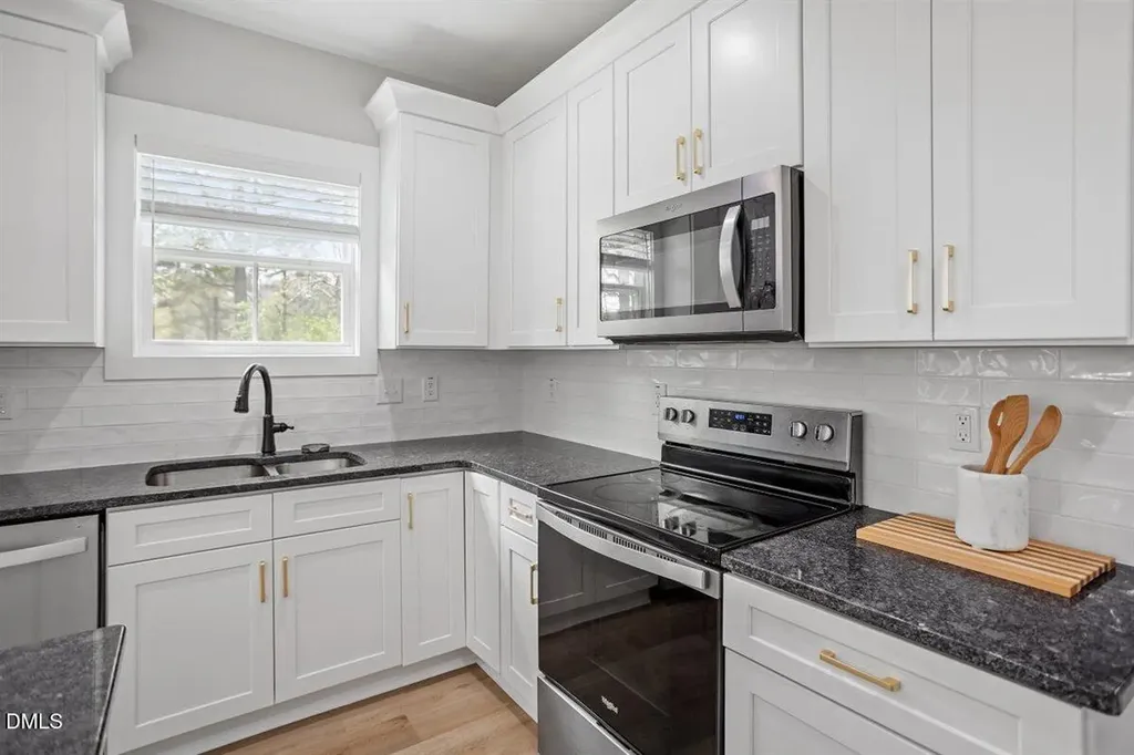 506 Dogwood Road Holly Springs NC 27540