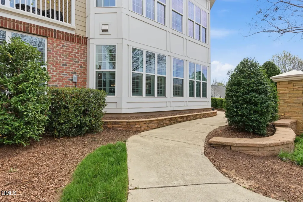 10210 Sablewood Drive Raleigh NC 27617