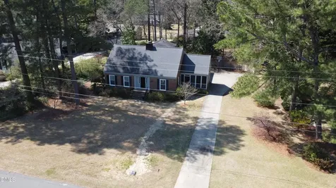 808 E Beechtree Drive Nashville NC 27856