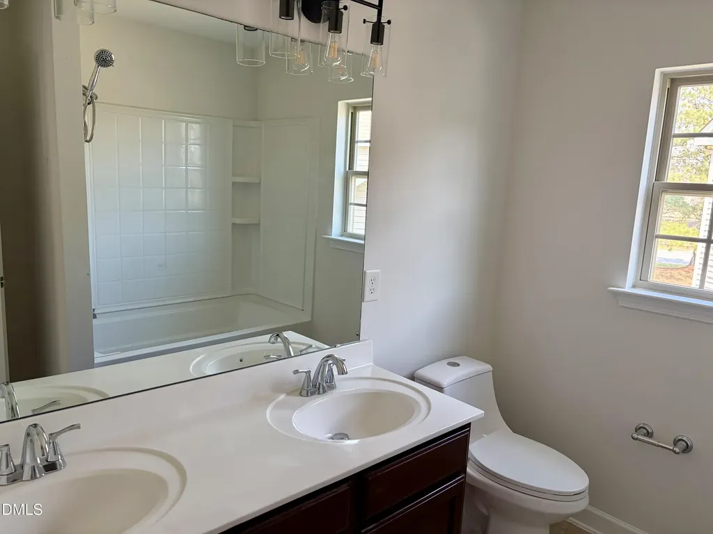 33 W Smoketree Court Clayton NC 27527