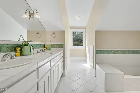 3207 Sussex Road Raleigh NC 27607