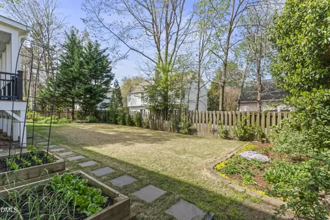 201 Mccleary Court Cary NC 27513
