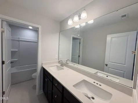 313 Long Leaf Glen Lane Zebulon NC 27597
