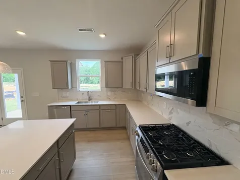 313 Long Leaf Glen Lane Zebulon NC 27597