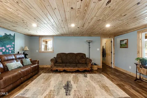 562 Peach Orchard Road Louisburg NC 27549