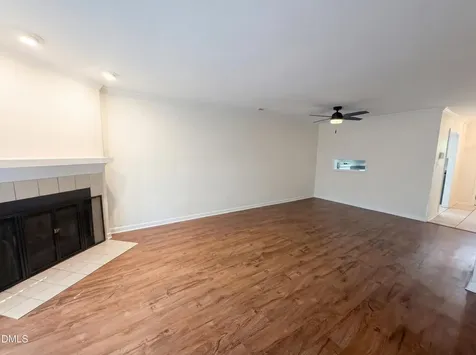 5621 Split Oak Way Raleigh NC 27609