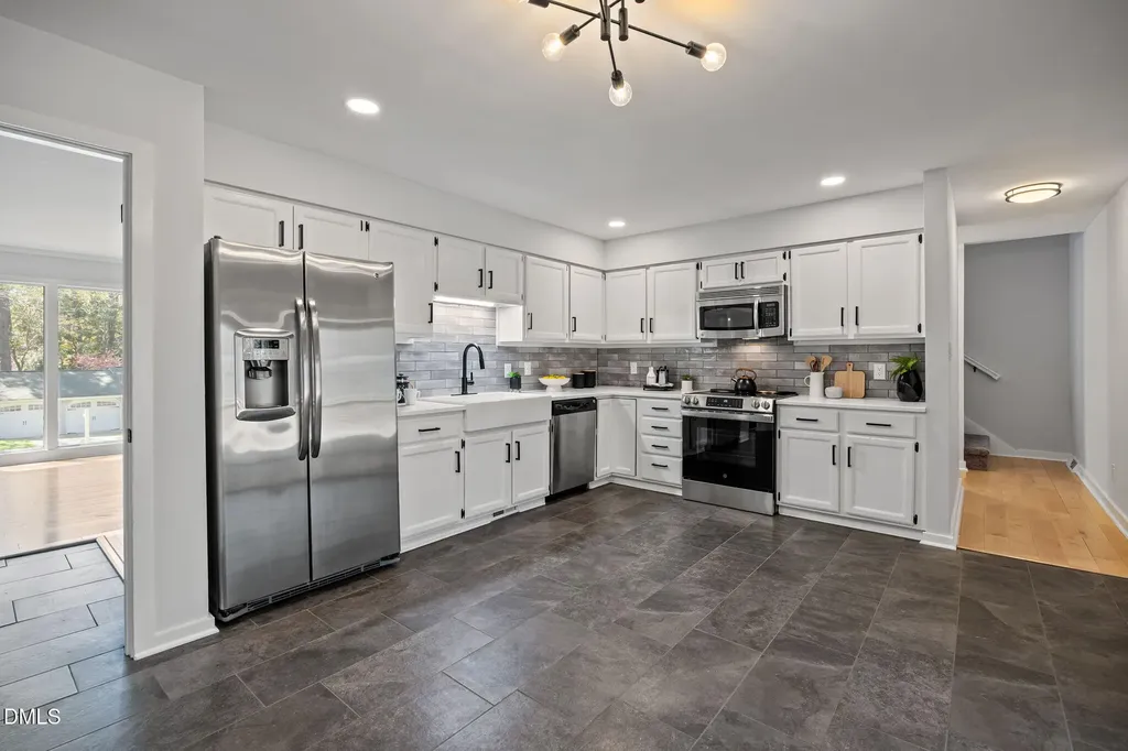 6508 Rainbow Court Raleigh NC 27612