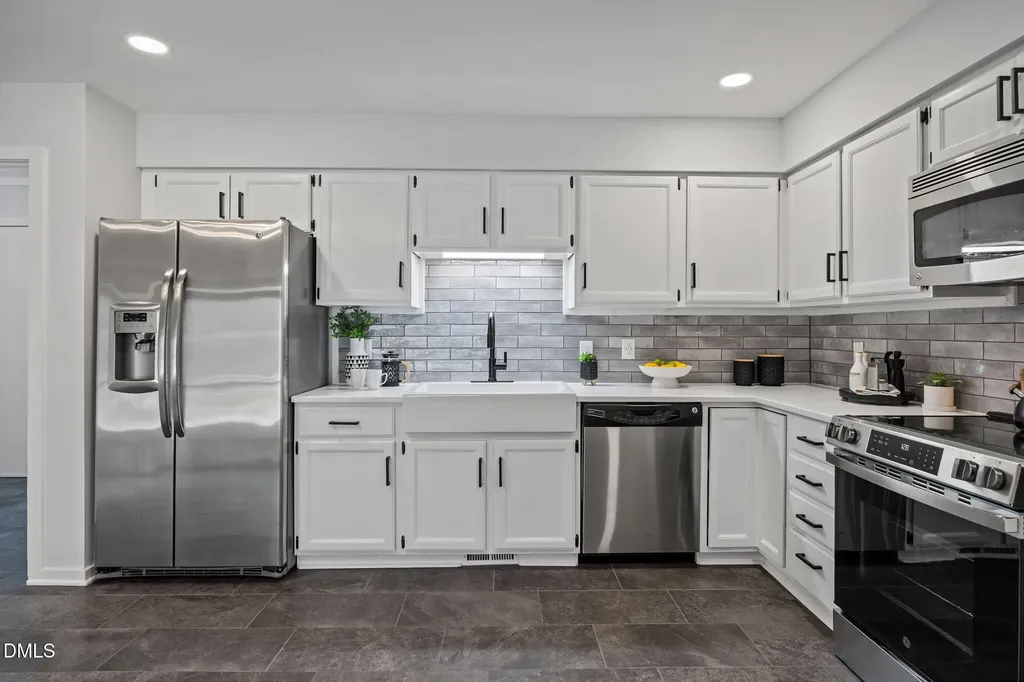 6508 Rainbow Court Raleigh NC 27612