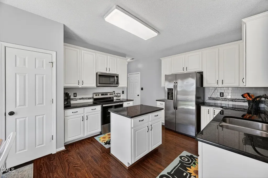 2017 Satinwood Drive Clayton NC 27520