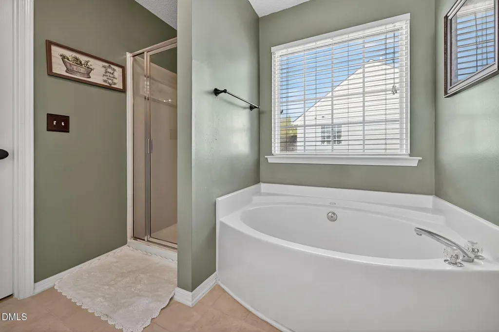 2017 Satinwood Drive Clayton NC 27520